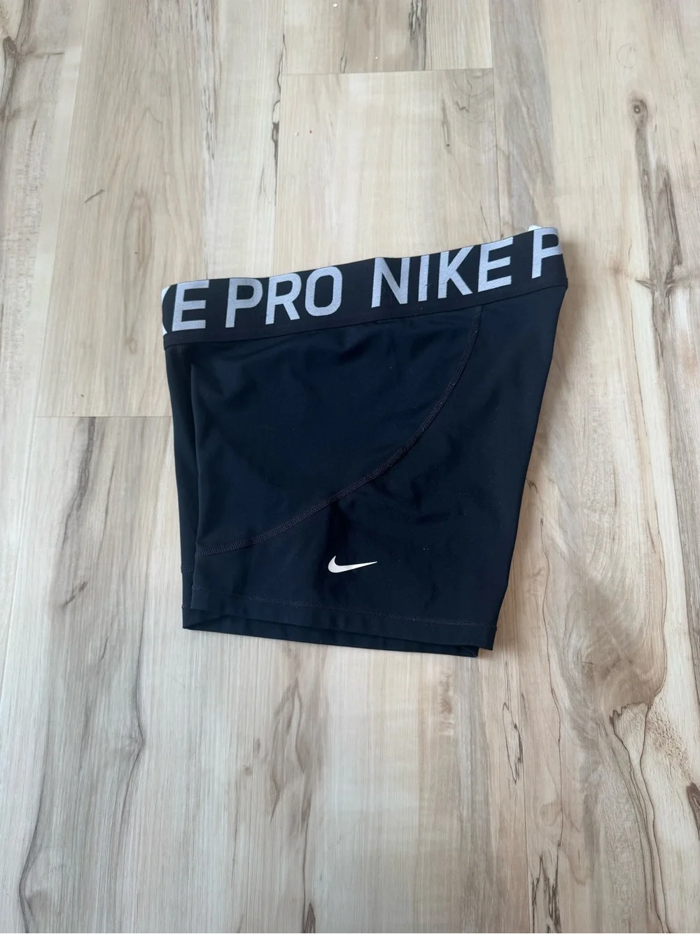 NIKE Pro Women’s Black Performance Shorts